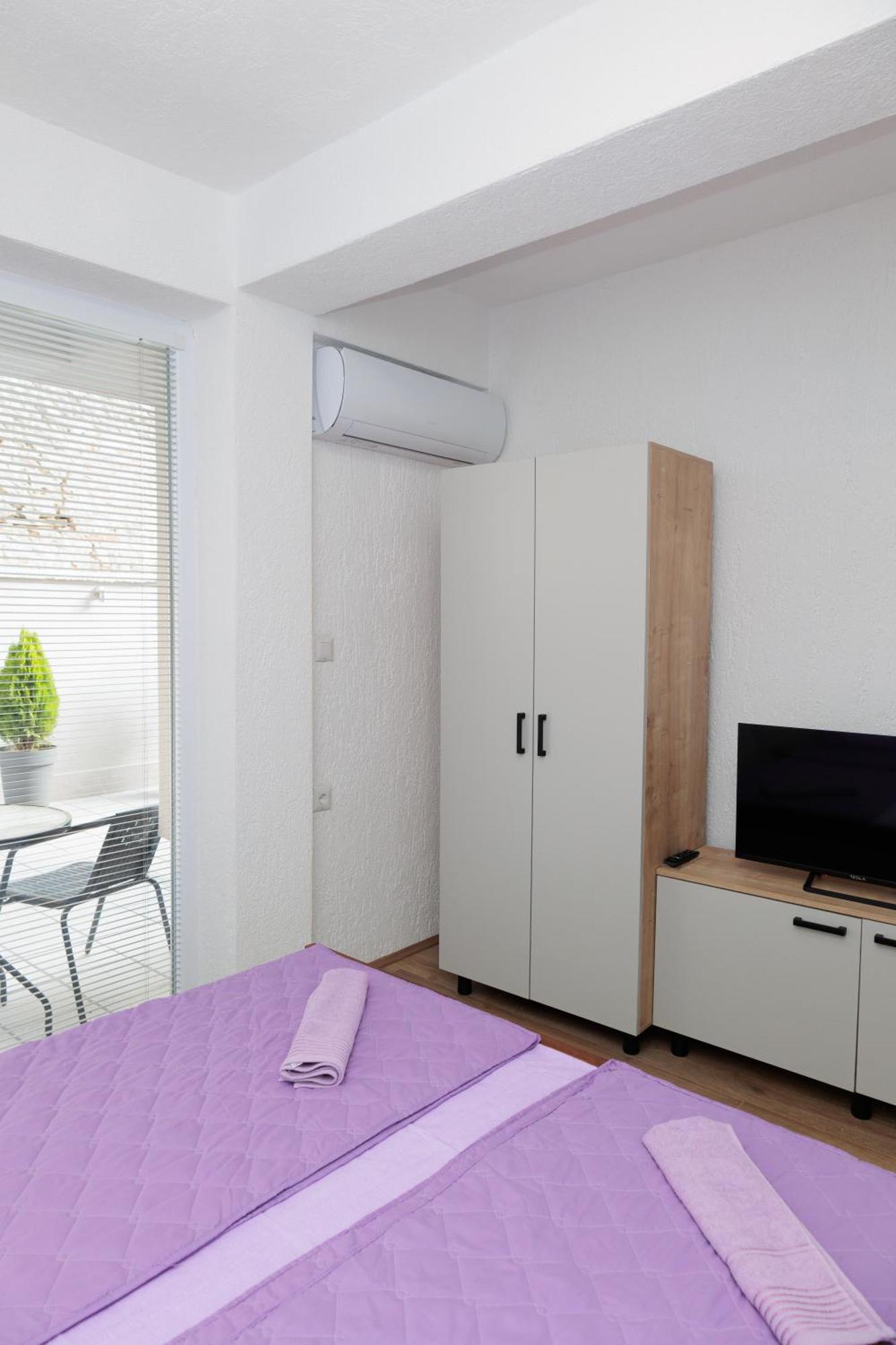 Albatross Guest House Битоля Екстериор снимка